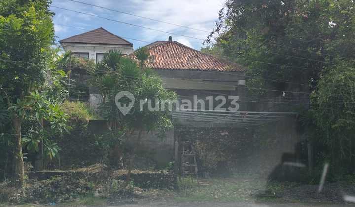 For Sale: Land-Measured House in the Premium Area of Taman Mumbul, Nusa Dua 2