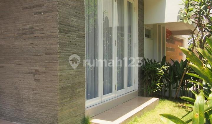 Di Jual Cepat Rumah Modern Tropis 2 Lantai Di Griya Alam Pecatu, Dekat Dreamland Dan Uluwatu 2