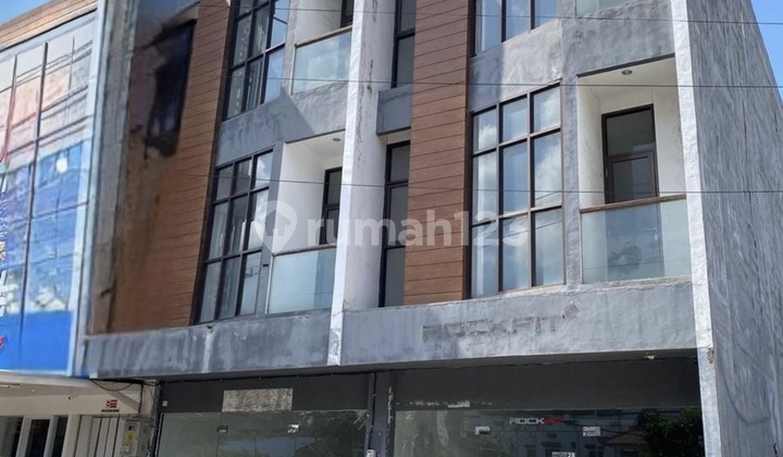For Rent: Strategic 3-Story Shop House on Bypass Road Jimbaran - Nusa Dua Bali