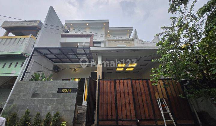 Jual Cepat Untuk Umroh Rumah 2 Lantai Super Mewah SHM 1