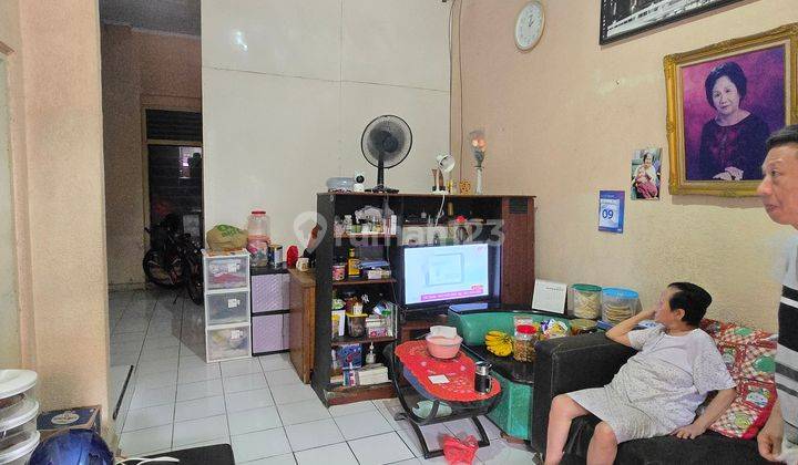 Dijual Cepat Rumah 2 Antai Hayam Wuruk Butuh Renovadi 2