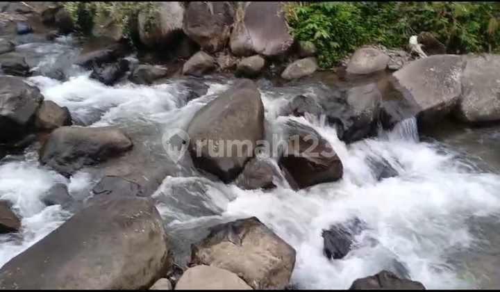 Di Jual Villa Sukabumi Pinggir Sungai  2
