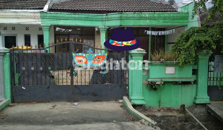 Strategic House in Kampung Ambon Area 1