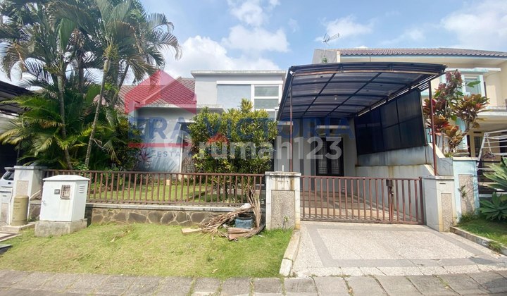 One-Story House Location Villa Puncak Tidar Malang