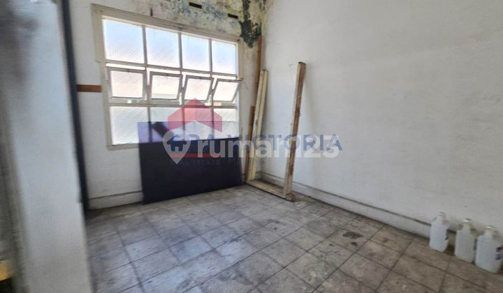 Business Space in a Crowded Area, Suitable for Business, Klojen Location, Malang Business Space in a Crowded Area, Suitable for Business, Klojen Location, Malang