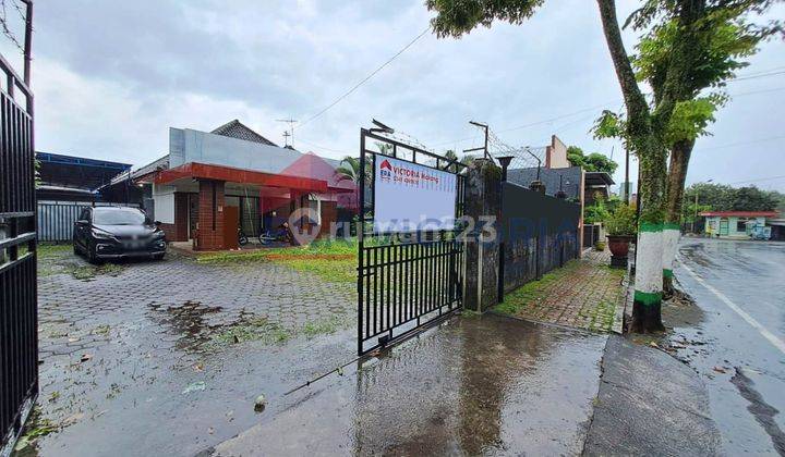 Rumah + Gudang 1 Lantai Di Wlingi Kota Blitar  1
