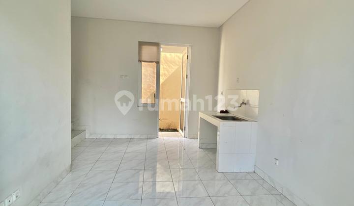 For Rent Semifurnished House Cluster Amarillo Gading Serpong 2