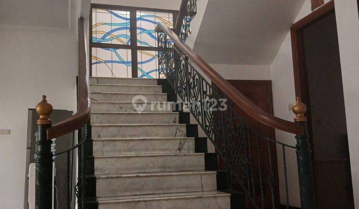 Rumah 2 Lantai + Basement, di Kuningan Barat, Jakarta Selatan