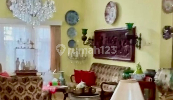 Rumah di Kebayoran Baru, Jakarta Selatan,  Dekat Area  Komersil (Senopati & Gunawarman)