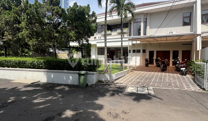 Kavling di TB Simatupang (termasuk 17 Unit Rumah Mewah diatas Kavling Tesebut) 