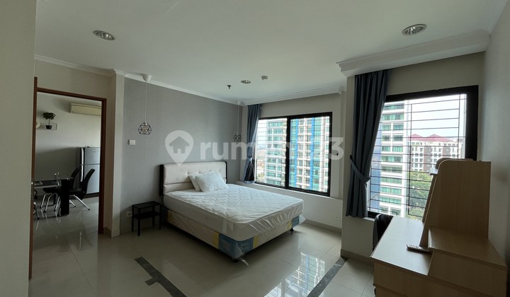Apartemen Hampton Park Tower C