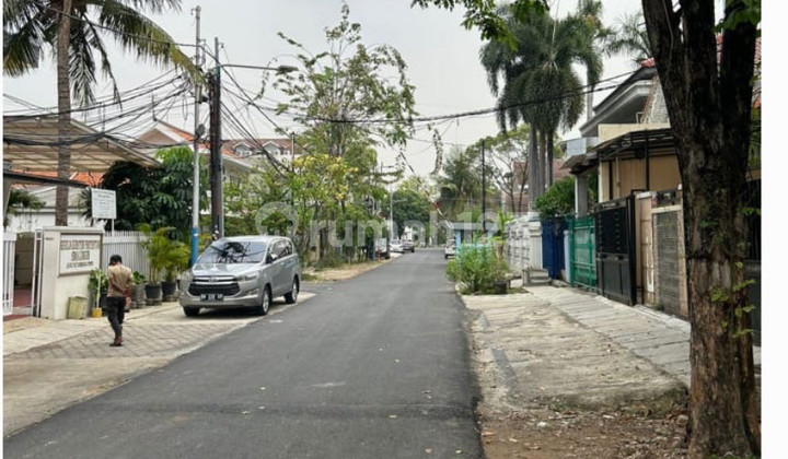 Rumah 2 Lantai di Cempaka Putih di Cempaka Putih