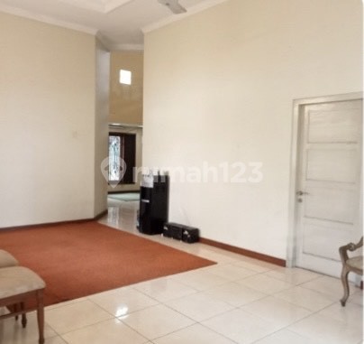 1-Story House in Tebet 2