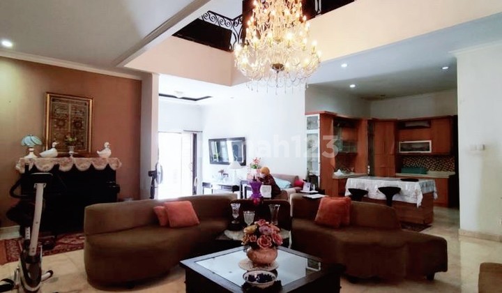 Rumah 2 lantai di Radio Dalam 1