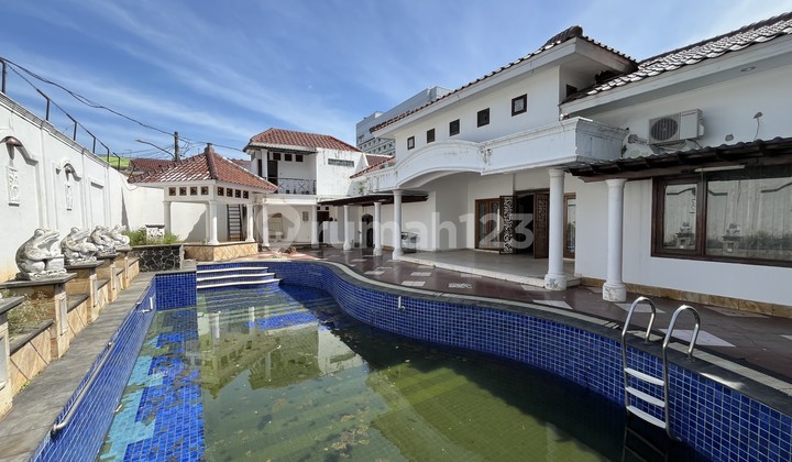 Rumah 1 Lantai di Cempaka Putih Rumah 1 Lantai di Cempaka Putih