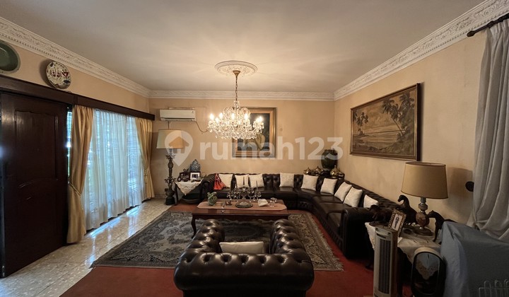 Rumah 1,5 Lantai di Pulomas 