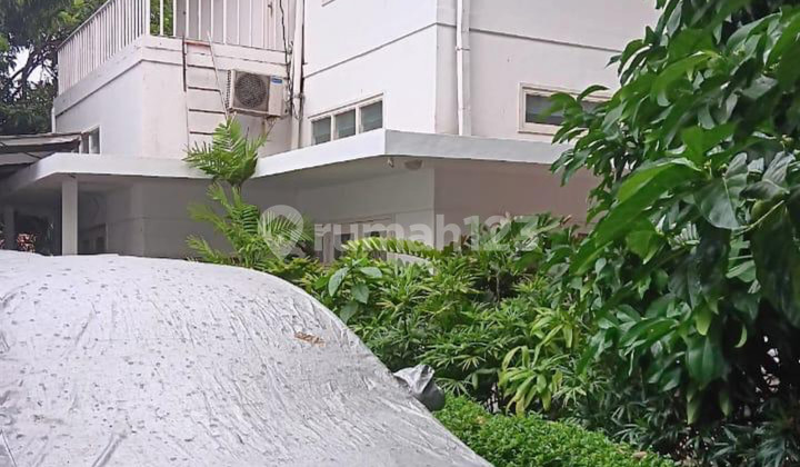 House in Kebayoran Baru, South Jakarta, Near Commercial Area (Senopati & Gunawarman) 2