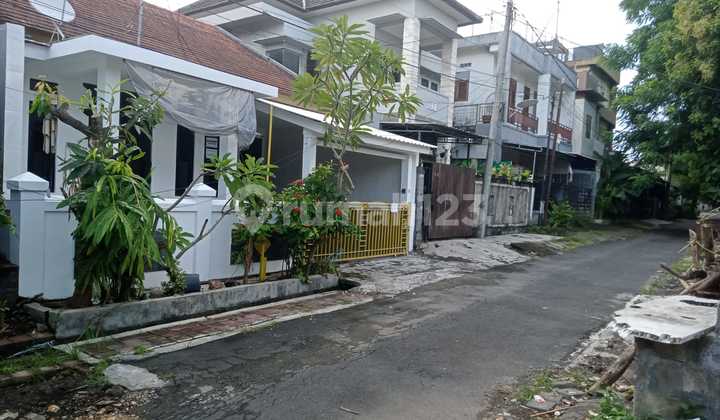 Dijual Rumah Luas Tanah 135 dengan 2 Kamar di Taman Griya Permai Jimbaran 2