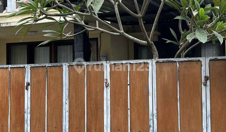 For Rent Semi-Furnished House Near Gogo Fried Chicken, Unud Campus Main Road, Jimbaran