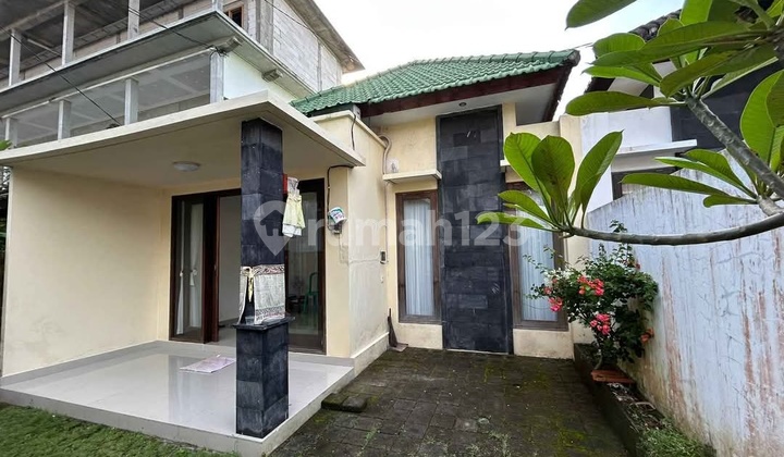 For Rent Semi-Furnished House Near Gogo Fried Chicken, Unud Campus Main Road, Jimbaran