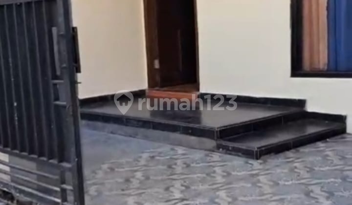 For Rent House 2 Bathrooms 2 Bedrooms Location Near Cocomart Goagong Jimbaran