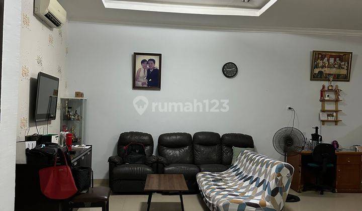 Rumah Bagus Full Furnish. Lokasi Di Pusat Kota Dan Dekat Dengan Sekolah Rs Dan Mall 1
