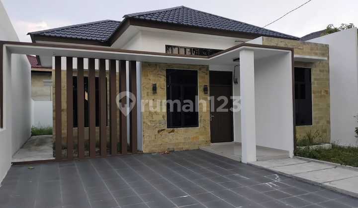 Di Jual Rumah Minimalis Modren Di Jalan Bukit Barisan -harapan Raya SHM Rumah 1