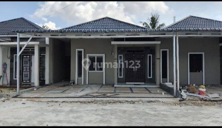 Rumah Cluster Dekat Kampus Unri Dan.stifar Jln. Kamboja - Bangau Sakti ( Panam ) Pku  1