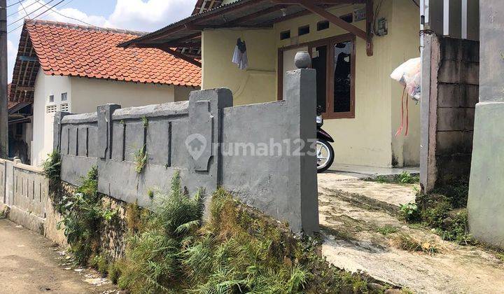 Kontrakan 2 Pintu Dijual Cepat di Cilebut Jalan Jambu Dipa 1