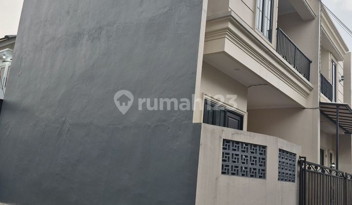 Rumah Minimalis Dengan 3 Kamar Di Depok 2