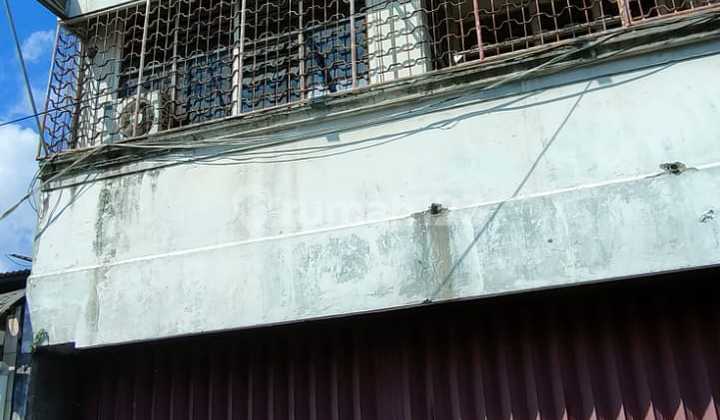 Auction Sale of House/Shop House in Simokerto with SHM