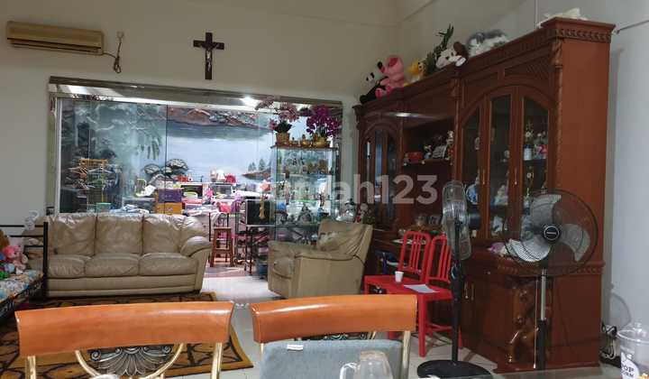 Dijual Aset Rumah Full Furnished Perum Central Park di Mulyosari 2