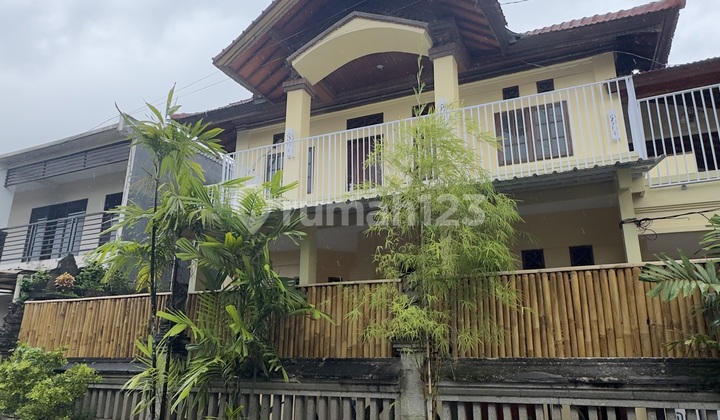 Dijual Rumah Modern di Semer Kerobokan Bali -Shm, Akses Jalan 6 Meter 1
