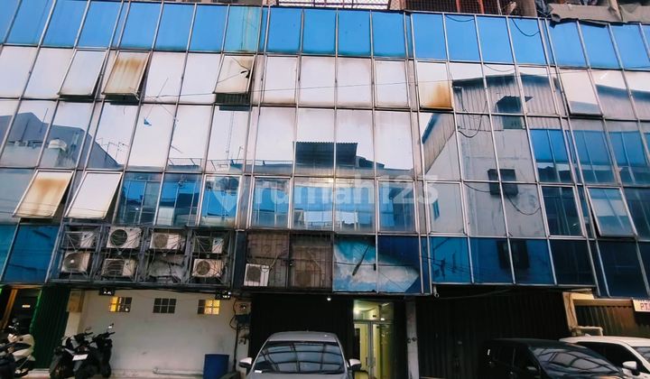 Ruko 4 lantai di kawasan Pusat perbelanjaan  dan Bisnis di Grand Pluit Mall Penjaringan Jakarta Utara