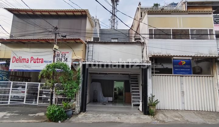 3 Attached Commercial Buildings Cheap by the Road in Asirot, Kebon Jeruk, West Jakarta