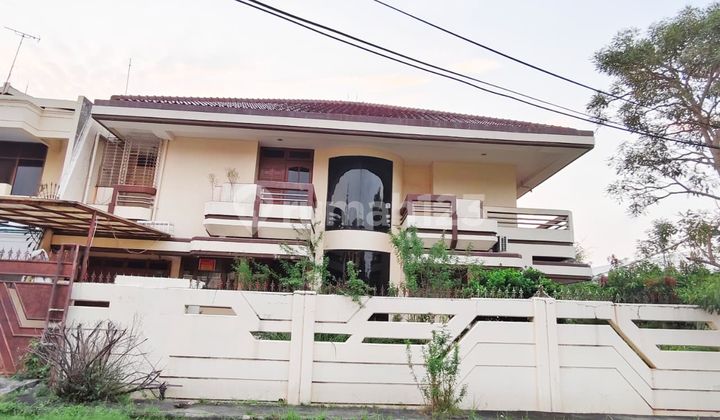 Rumah Luas Murah Hoek dikawasan Elit Komplek Green Garden, Jakarta Barat