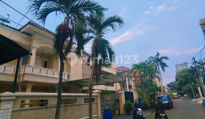 Rumah 2 Lantai Elegan di Pluit Timur Residence Jakarta Utara – Dekat Tol, Mall, & Sekolah Ternama 2