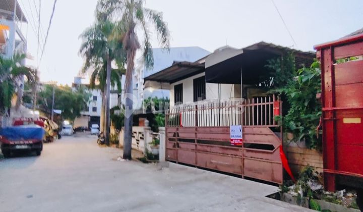 Rumah SHM 2 LT Hitung Tanah Saja di Jelambar Jakarta Barat Cocok Untuk Gudang dan Kos Kosan 2