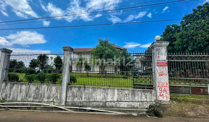 Villa Dan Tanah Luas Harga Hemat Di Sukabumi – Shm 2.993 M²