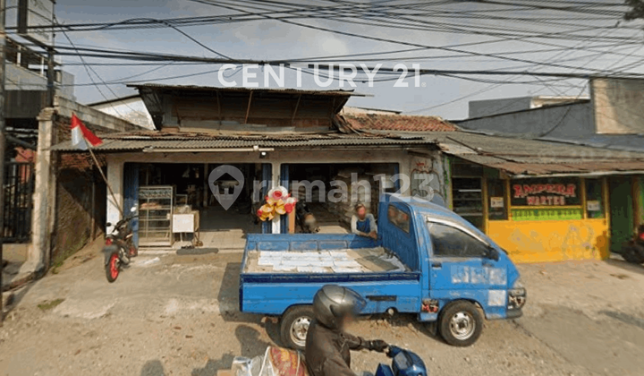 Shop-house on Pondok Gede Lubang Buaya Main Road, East Jakarta 2