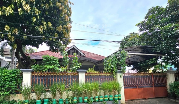 Dijual Rumah Semi Furnish di Bambu Apus Cipayung Jakarta Timur 2