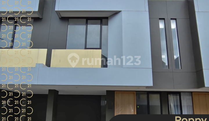 2-Story House in Park Spring Gading, North Jakarta