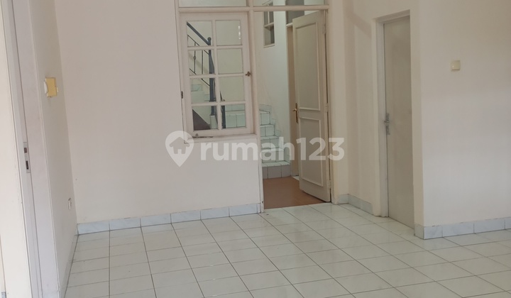 Dijual Rumah 1,5 Lantai Siap Huni Bebas Banjir Banjar Wijaya Dijual Rumah 1,5 Lantai Siap Huni Bebas Banjir Banjar Wijaya