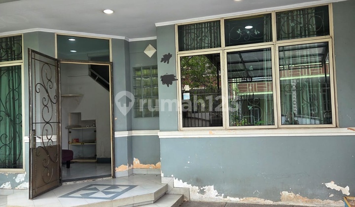 Dijual Rumah 2,5 Lantai Siap Huni Garcia Modernland