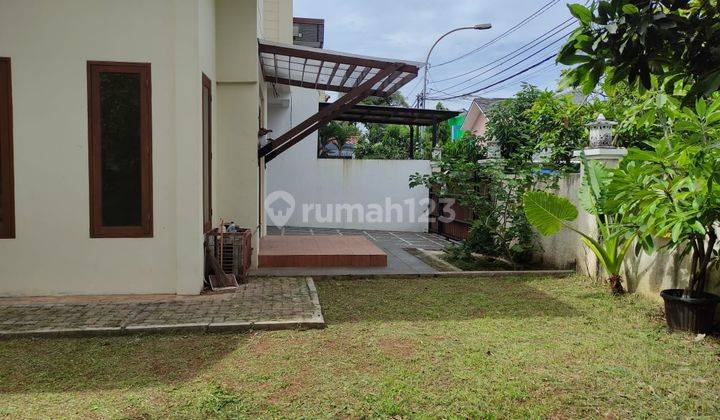 Dijual Rumah 2 Lantai Siap Huni Taman Royal 2 Cipondoh 2