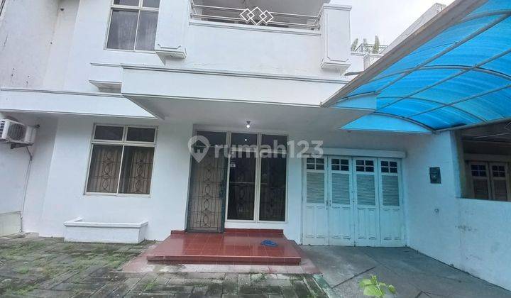 Dijual Cepat Rumah 2 Lantai Siap Huni Taman Golf Modernland 2