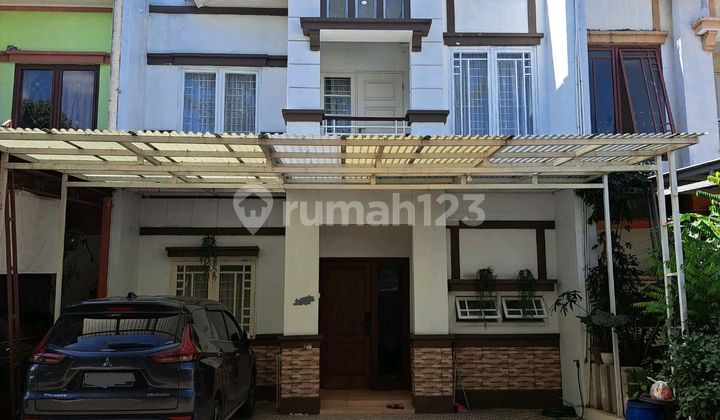 Dijual Rumah Cantik 2 Lantai Furnish Pasadena Modernland