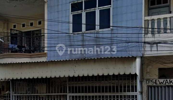 For Sale Shop House Strategic Location 2
