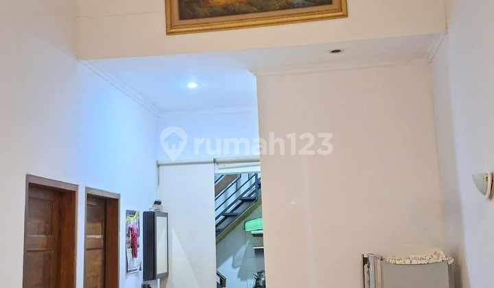 Rumah Cantik Bsd Nusaloka, Siap Huni, Dekat ke Sekolah, Pusat Bisnis, Pasmod,Sertifikat SHM 2