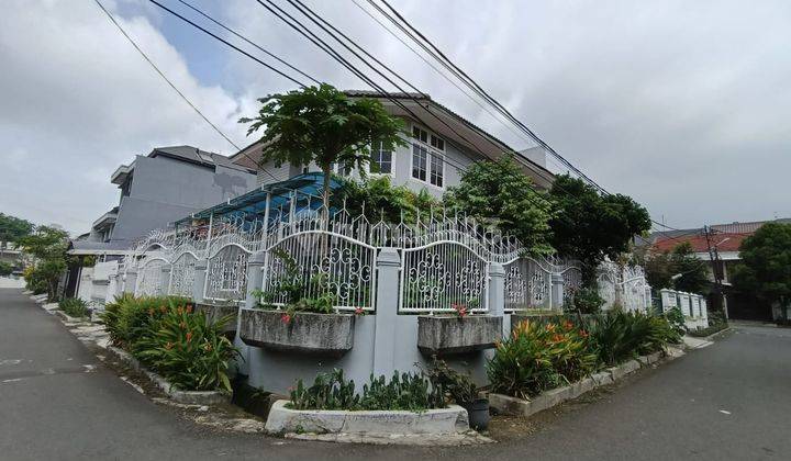 Rumah Cantik 2 Lantai Taman Kedoya Jakarta Barat Shm 1